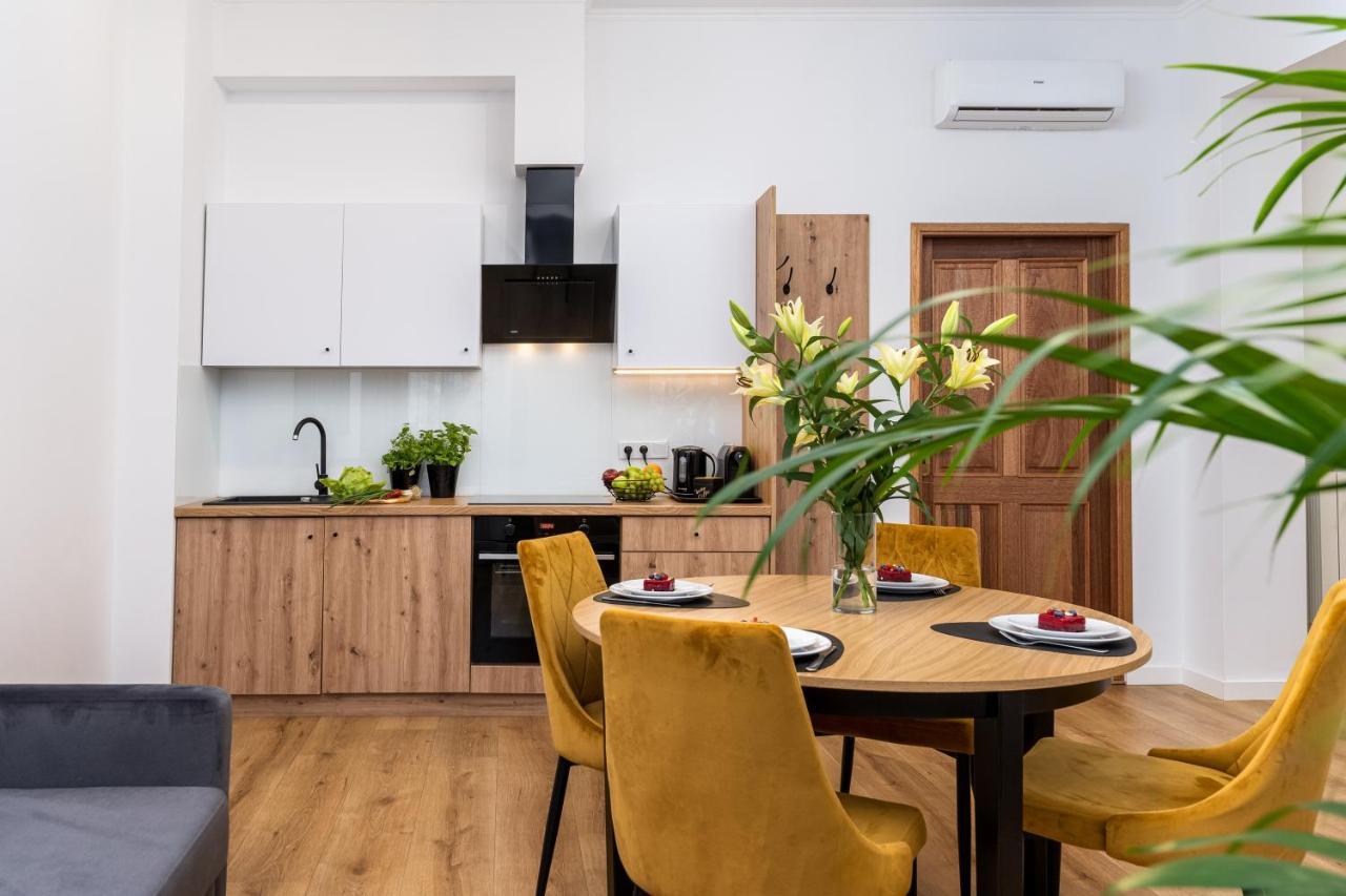 Beautiful Cracow Apartments By Cozyplace Краков Экстерьер фото