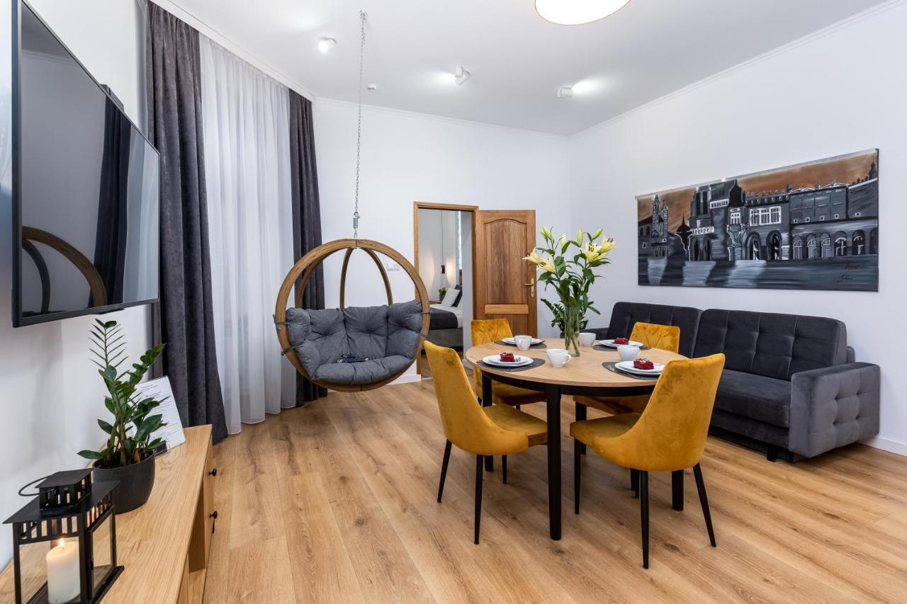 Beautiful Cracow Apartments By Cozyplace Краков Экстерьер фото