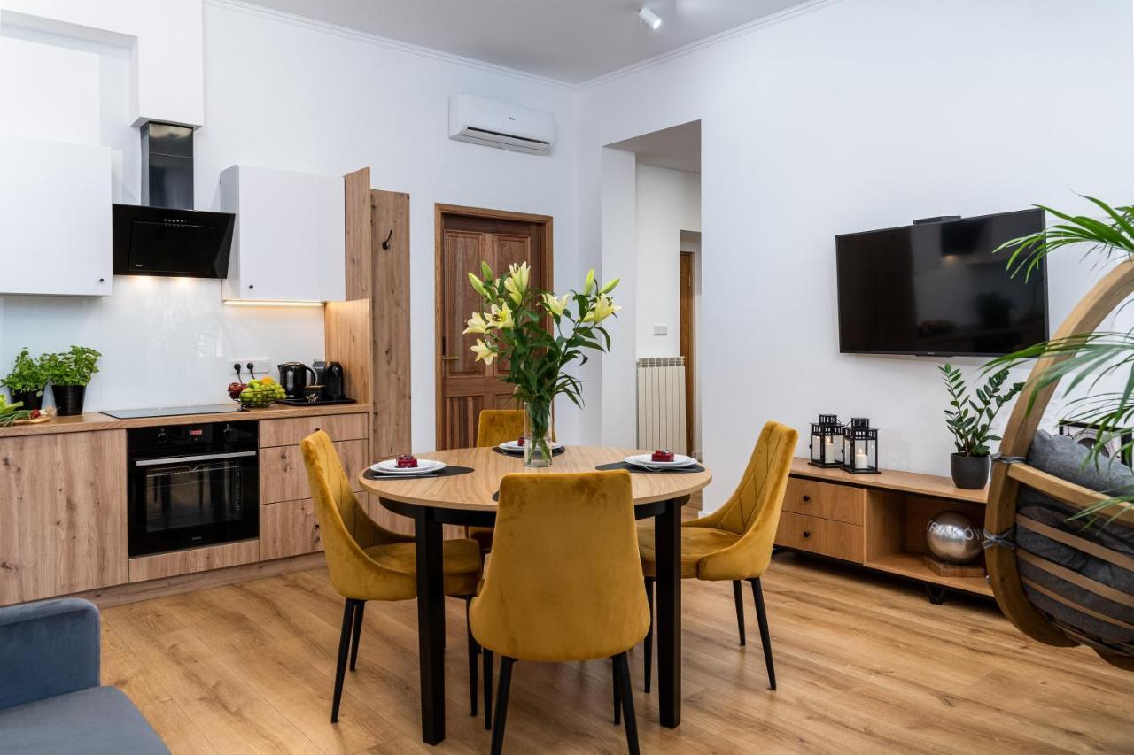 Beautiful Cracow Apartments By Cozyplace Краков Экстерьер фото