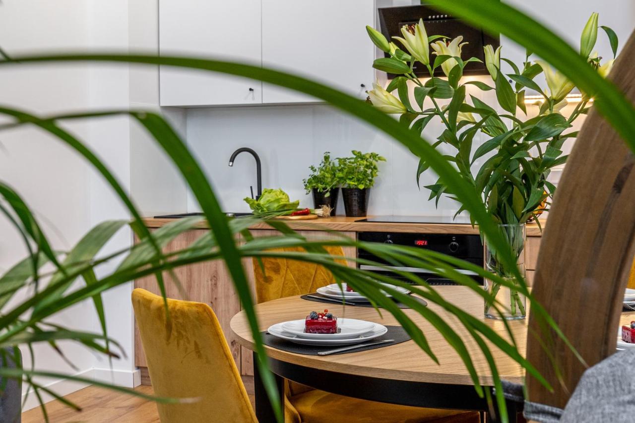 Beautiful Cracow Apartments By Cozyplace Краков Экстерьер фото