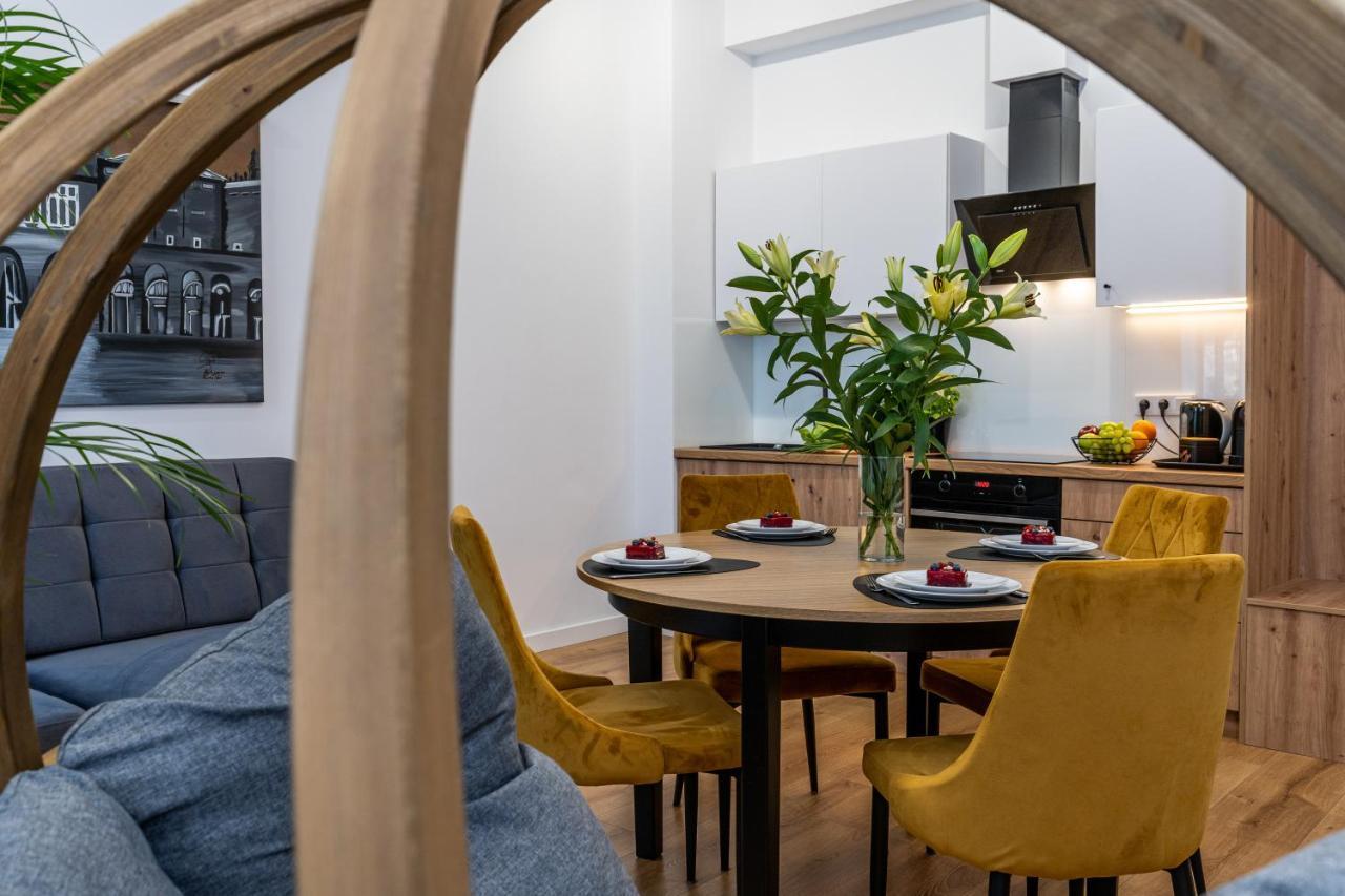 Beautiful Cracow Apartments By Cozyplace Краков Экстерьер фото