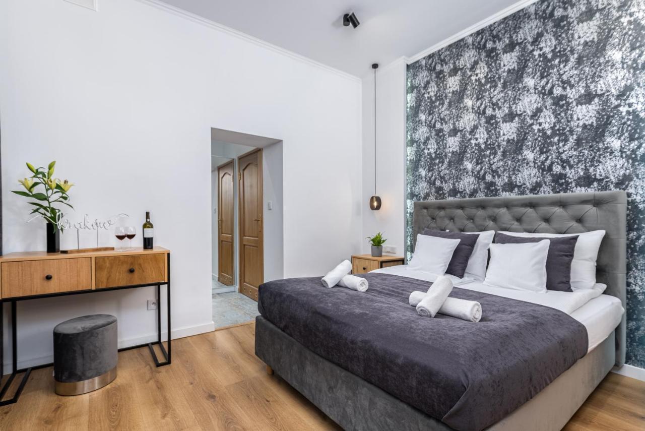 Beautiful Cracow Apartments By Cozyplace Краков Экстерьер фото