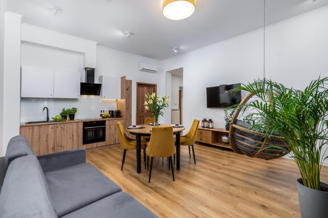 Beautiful Cracow Apartments By Cozyplace Краков Экстерьер фото
