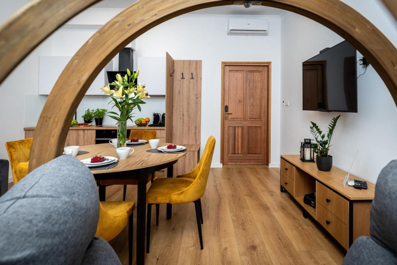 Beautiful Cracow Apartments By Cozyplace Краков Экстерьер фото